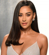 shay_mitchell